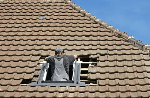 Pose de velux - Saint-Vérand